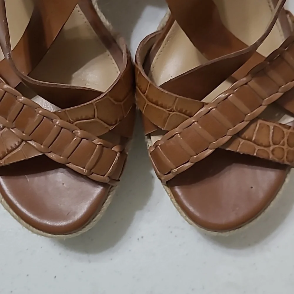 Antonio Melani strappy platform wedge sandals size 8.5
